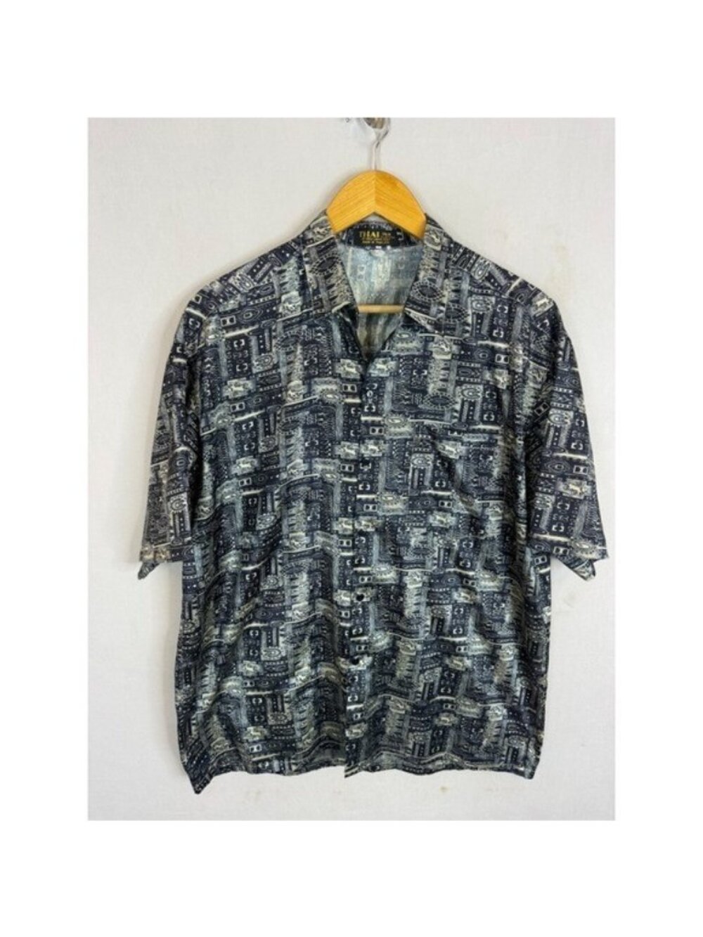 Thai Silk Collection Abstract Tribal Print Short Sleeve Button Down Shirt XL